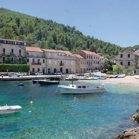 Lovely In * יאנוב